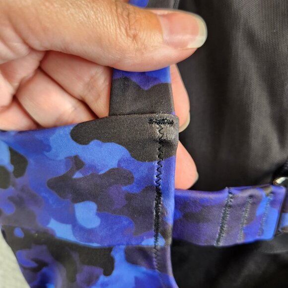 Athleta Tankini Womens 32 B/C Blue Camo Maldives Bra Cup Modest Swimsuit Top - Picture 7 of 16